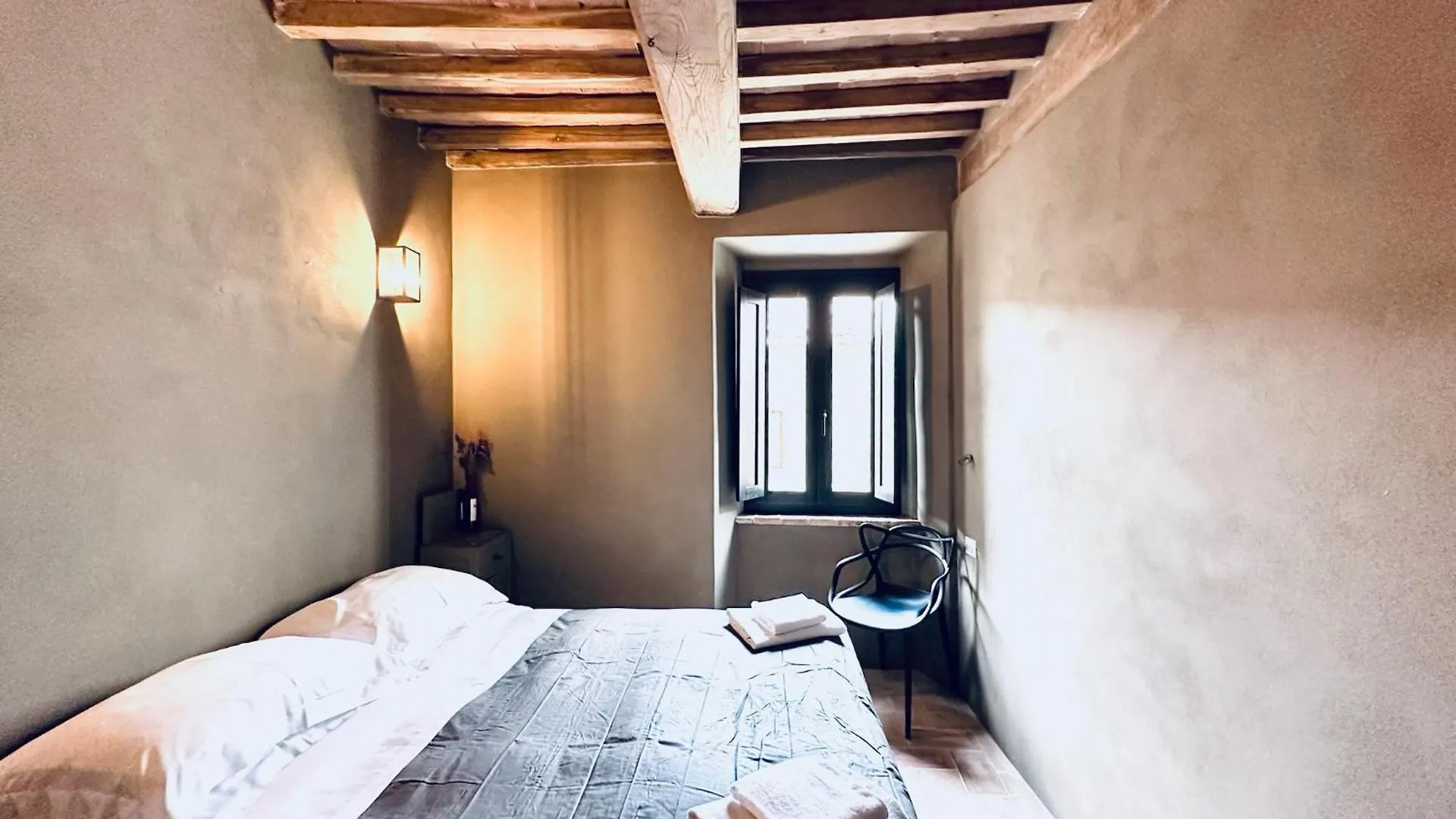 Conti Di San Bonifacio - Tuscan Townhouse Montemassi