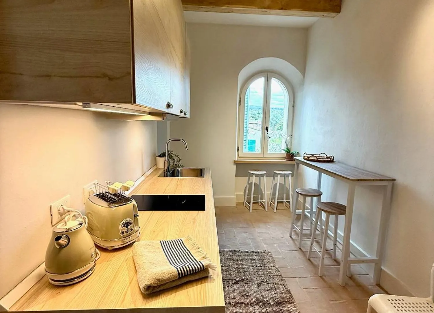 Conti Di San Bonifacio - Tuscan Townhouse Montemassi Italy
