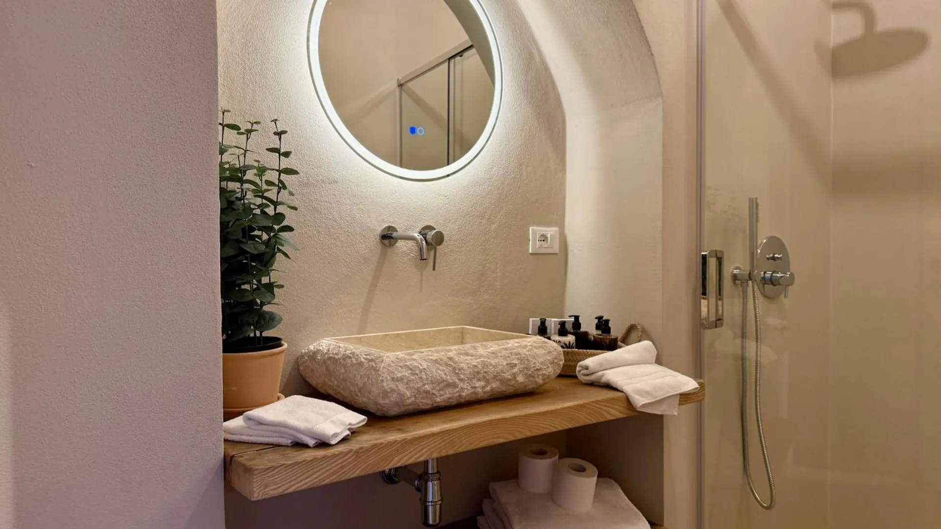 Conti Di San Bonifacio - Tuscan Townhouse Montemassi Aparthotel