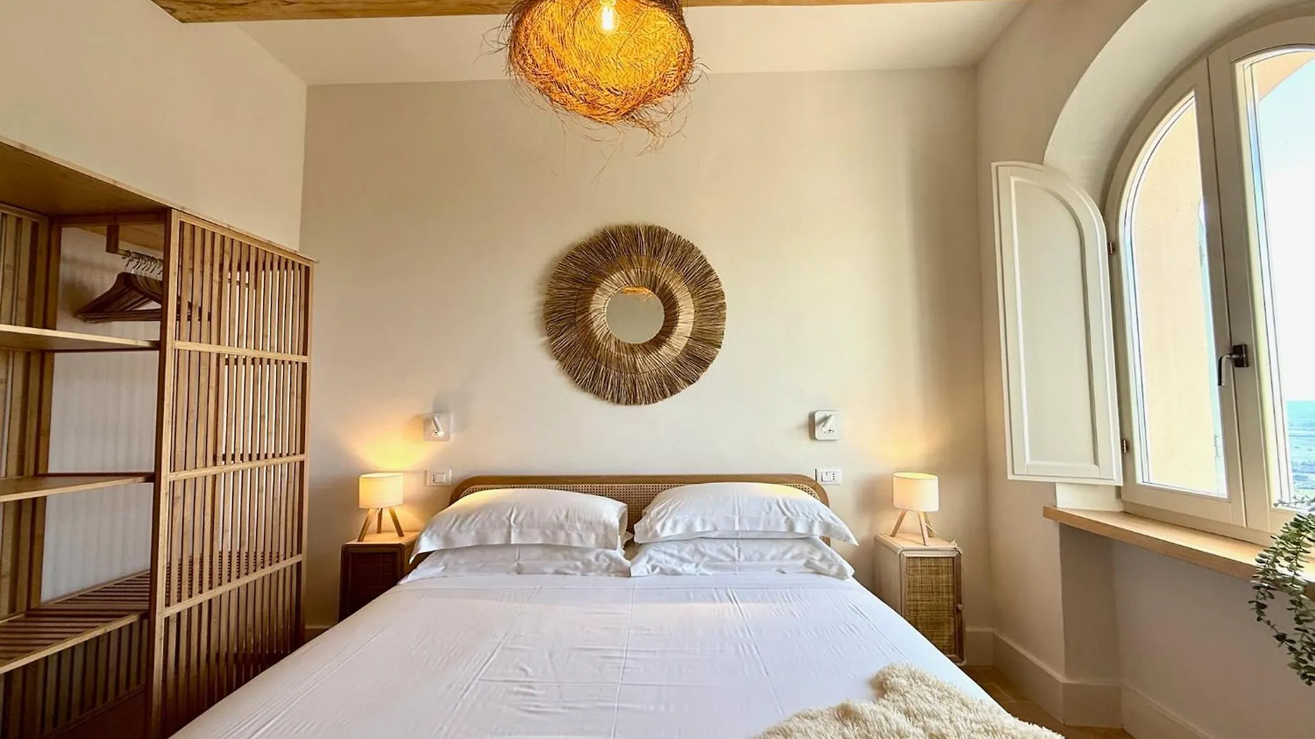 Conti Di San Bonifacio - Tuscan Townhouse Montemassi Aparthotel