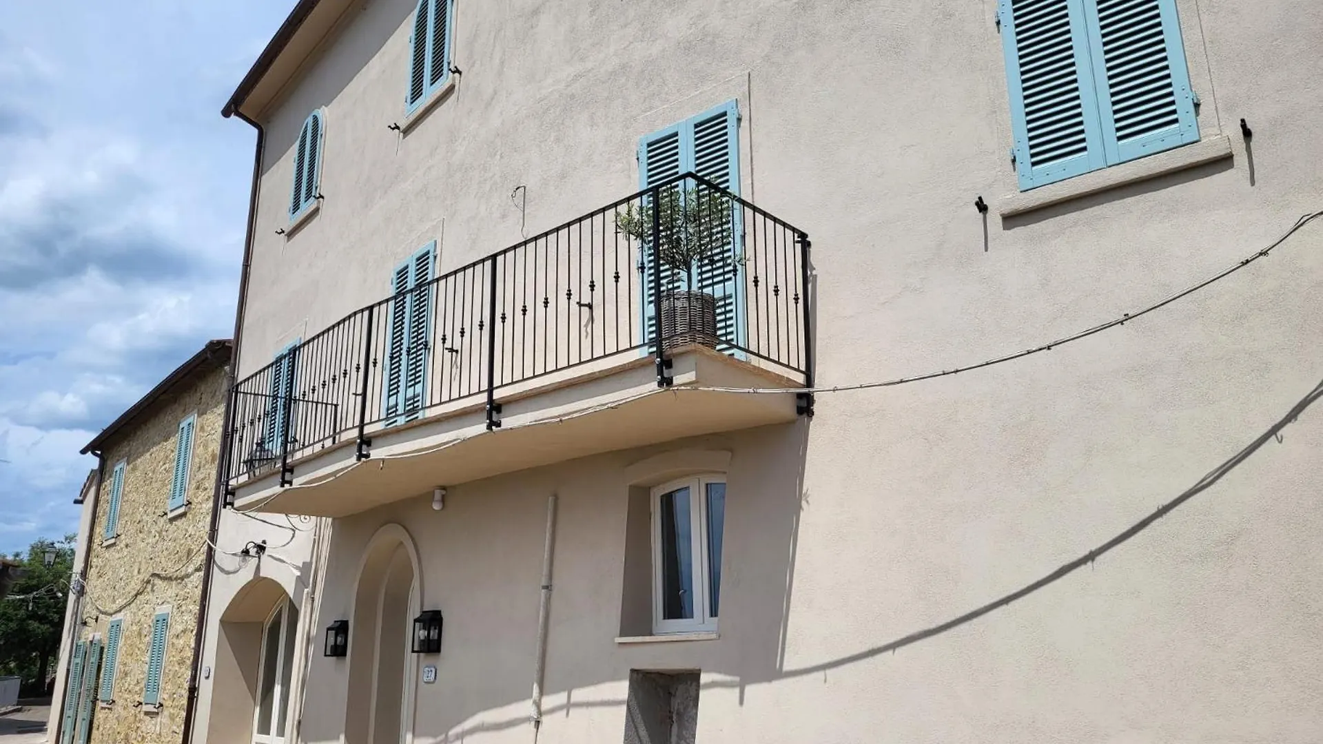 Hotel apartamentowy Conti Di San Bonifacio - Tuscan Townhouse Montemassi